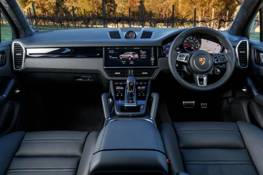 Торпедо Porsche Cayenne Turbo (PO536) 2018 года  (AU) (фото 21 из 28)